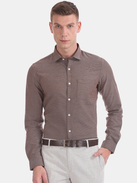

Excalibur Men Brown Slim Fit Printed Formal Shirt