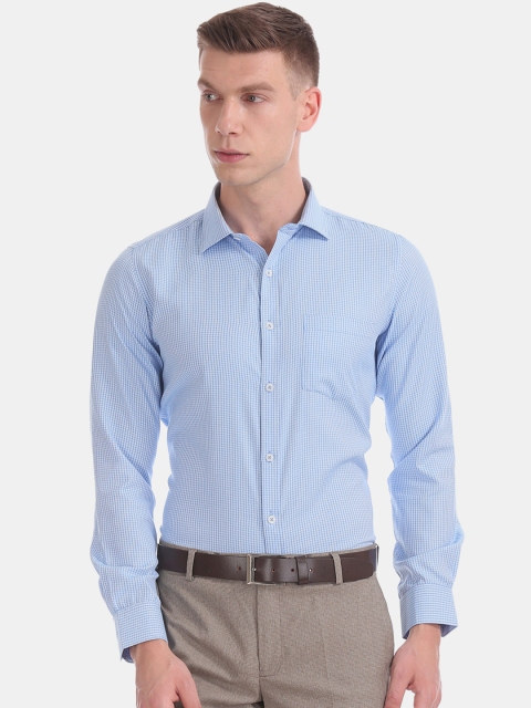 

Excalibur Men Blue & White Regular Fit Checked Formal Shirt