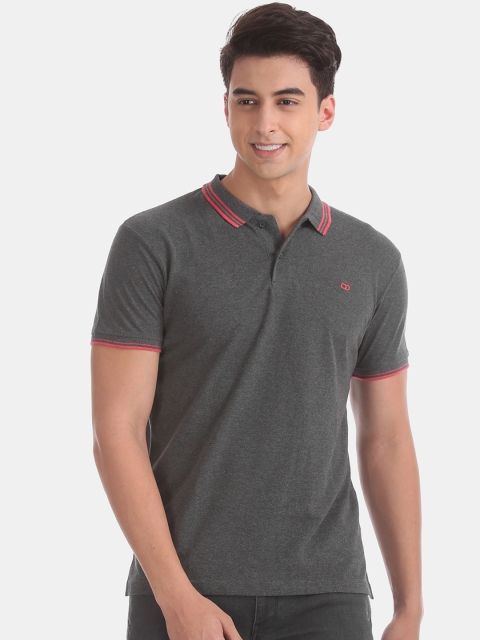 

Ruggers Men Grey Solid Polo Collar T-shirt