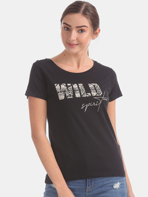 

Sugr Women Black Printed Round Neck T-shirt