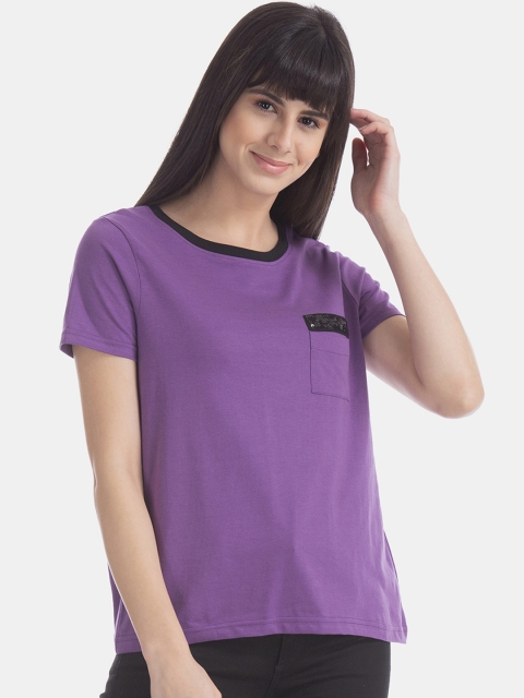 

Sugr Women Purple Solid Round Neck T-shirt