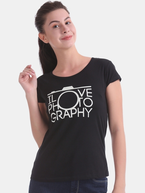 

Sugr Women Black Printed Round Neck T-shirt