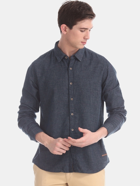 

Cherokee Men Navy Blue Regular Fit Solid Casual Shirt