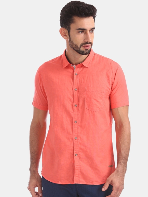 

Cherokee Men Coral-Orange Regular Fit Solid Casual Shirt