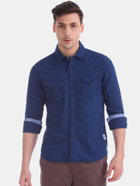 

Cherokee Men Blue Regular Fit Checked Casual Shirt