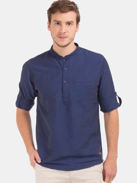 

Cherokee Men Navy Blue Regular Fit Solid Casual Shirt