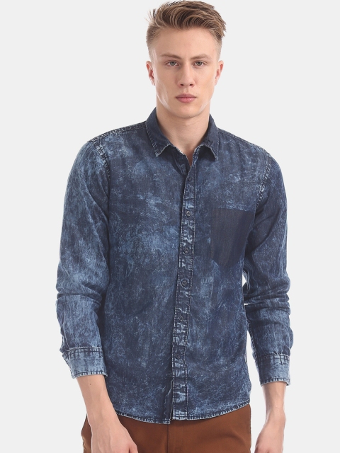

Cherokee Men Navy Blue Regular Fit Faded Casual Denim Shirt