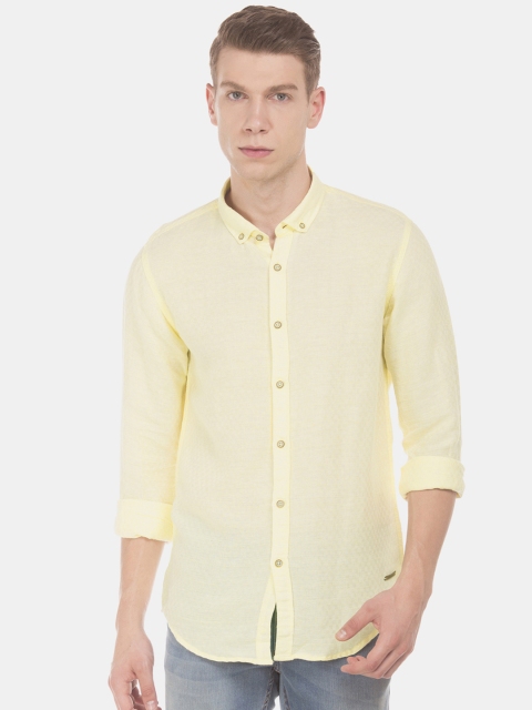 

Cherokee Men Yellow Regular Fit Solid Casual Shirt