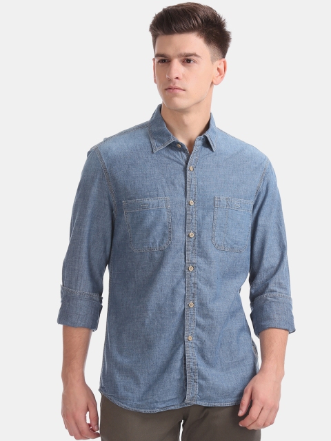 

Cherokee Men Blue Regular Fit Solid Casual Chambray Shirt