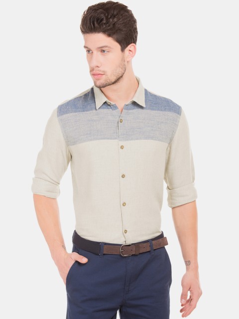 

Cherokee Men Cream-Coloured & Blue Regular Fit Colourblocked Formal Shirt
