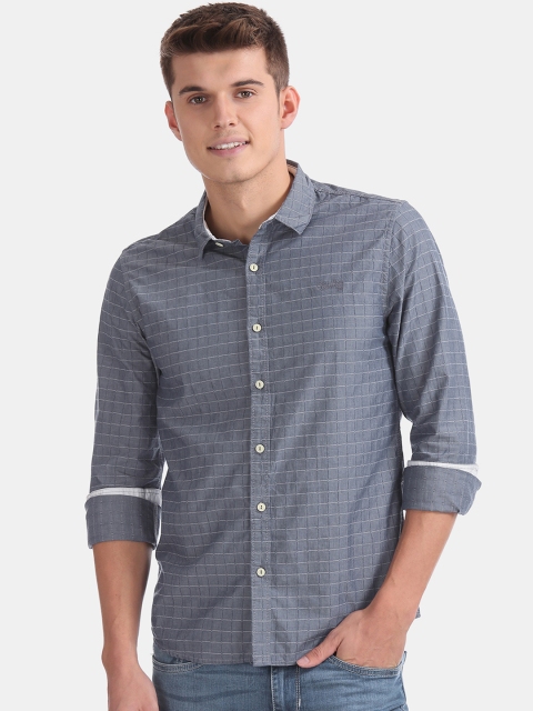 

Cherokee Men Blue Regular Fit Checked Casual Shirt