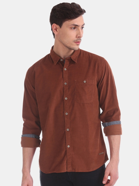 

Cherokee Men Brown Regular Fit Solid Casual Shirt