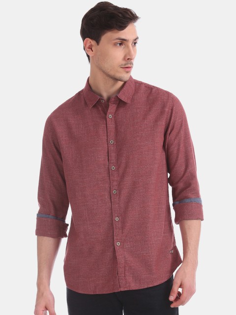 

Cherokee Men Maroon Regular Fit Striped Casual Shirt