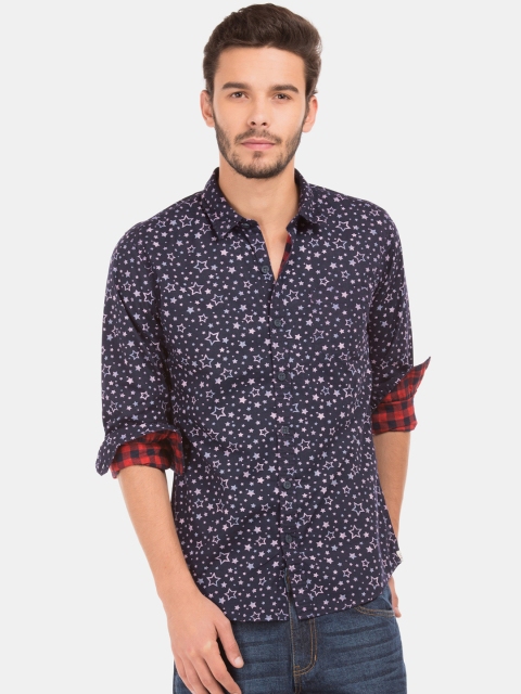 

Cherokee Men Navy Blue & Off-White Regular Fit Printed Casual Shirt