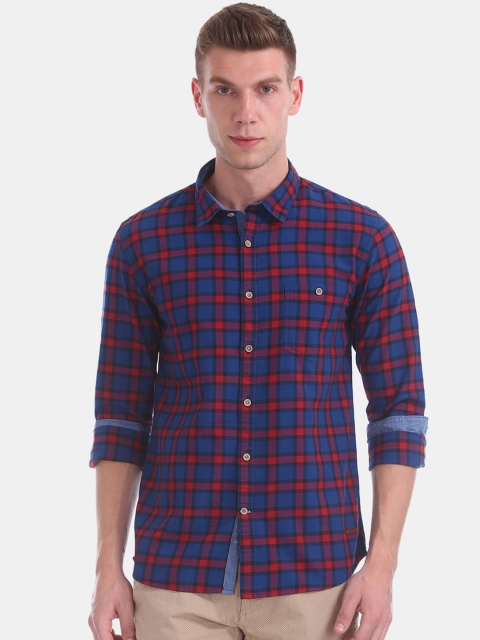 

Cherokee Men Blue & Red Checked Casual Shirt