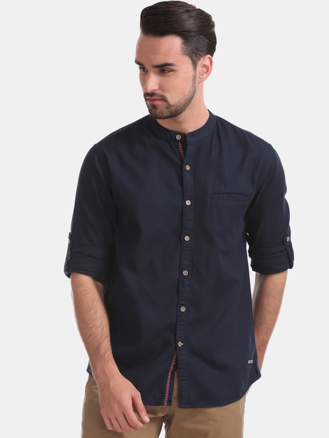 

Cherokee Men Navy Blue Regular Fit Solid Casual Shirt