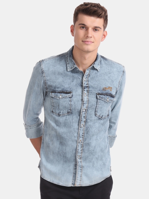 

Cherokee Men Blue Regular Fit Faded Casual Shirt