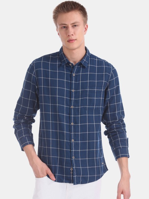 

Cherokee Men Blue Regular Fit Checked Casual Shirt