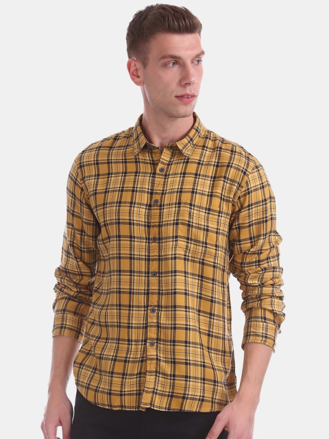 

Cherokee Men Mustard Regular Fit Checked Casual Shirt