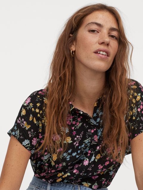 

H&M Women Black & Blue Floral Printed Shirt Style Top