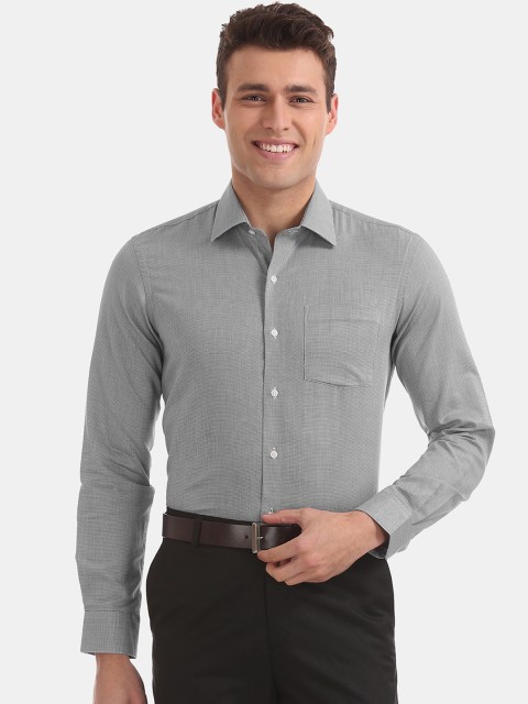 

Arrow Men Grey & White Slim Fit Checked Formal Shirt