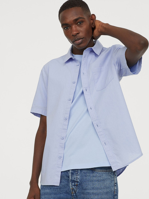 

H&M Men Blue Solid Regular Fit Short-Sleeved Cotton Shirt