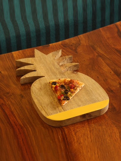 

RangRoots Mango Wood & Enamel Pineapple Shaped Serving Platter, Brown