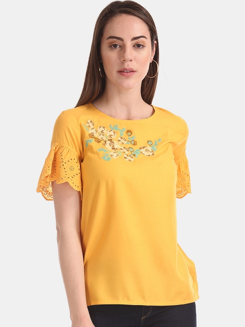 

Cherokee Women Yellow Floral Print Schiffli Top