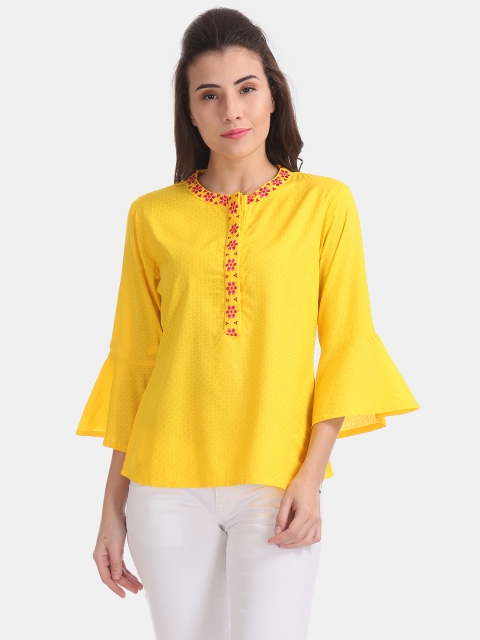 

Bronz Women Yellow Printed Top