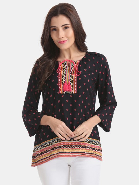 

Bronz Women Black & Pink Conversational Printed Top
