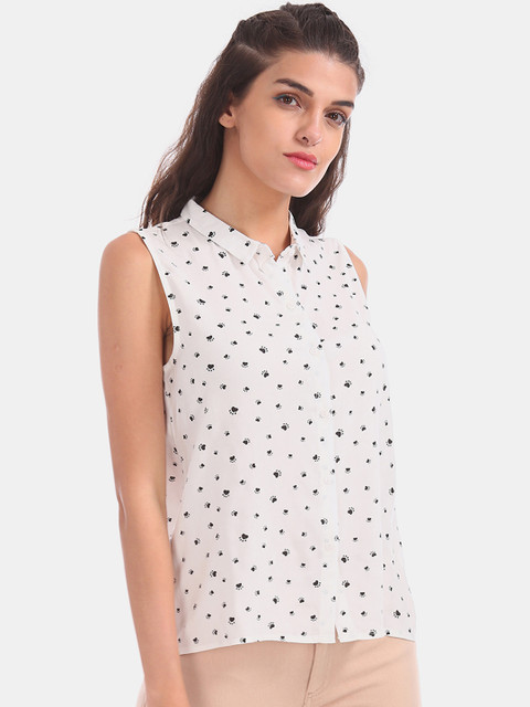 

Sugr Women White & Black Printed Shirt Style Top