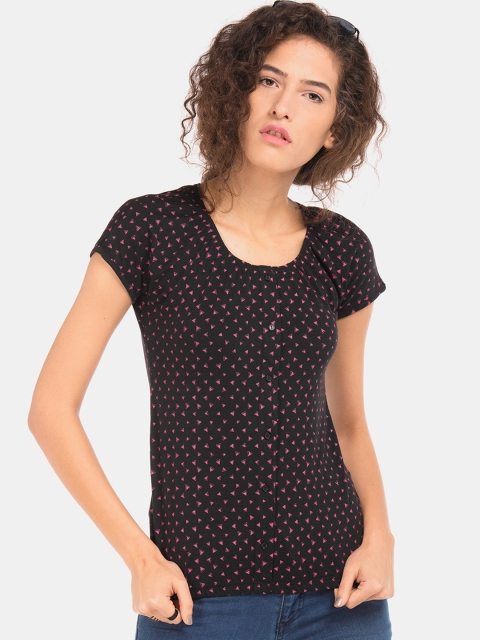

Sugr Women Black Printed Fitted Pure Cotton Top