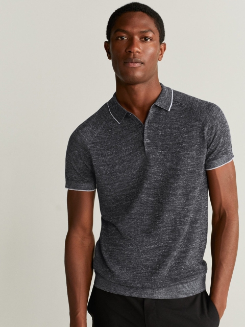 

MANGO MAN Men Charcoal Grey Solid Polo Collar T-shirt