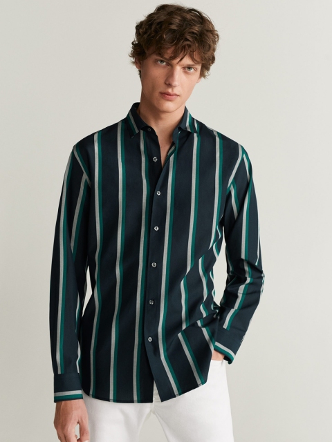 

MANGO MAN Men Navy Blue & Green Regular Fit Striped Casual Shirt