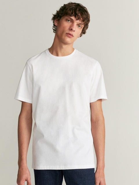 

MANGO MAN White Solid Relaxed Fit Round Neck T-shirt