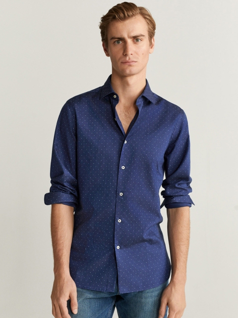 

MANGO MAN Navy Blue Slim Fit Printed Casual Shirt