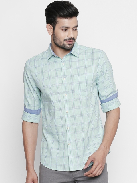 

BYFORD by Pantaloons Men Mint Green Slim Fit Checked Casual Shirt