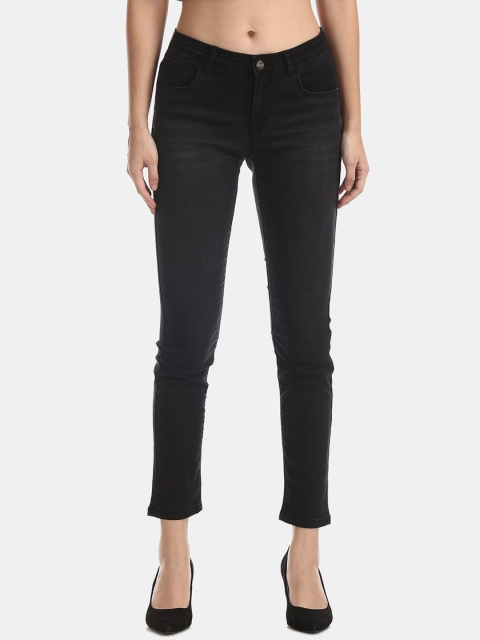 

Cherokee Women Black Slim Fit Mid-Rise Clean Look Jeans