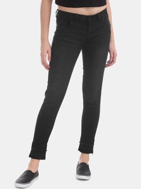 

Cherokee Women Black Skinny Fit Mid-Rise Clean Look Jeans