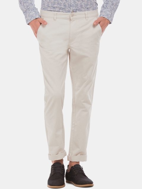 

Ruggers Men Off-White Slim Fit Solid Regular Trousers