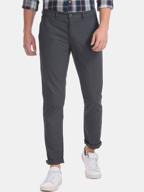 

Ruggers Men Grey Slim Fit Solid Regular Trousers