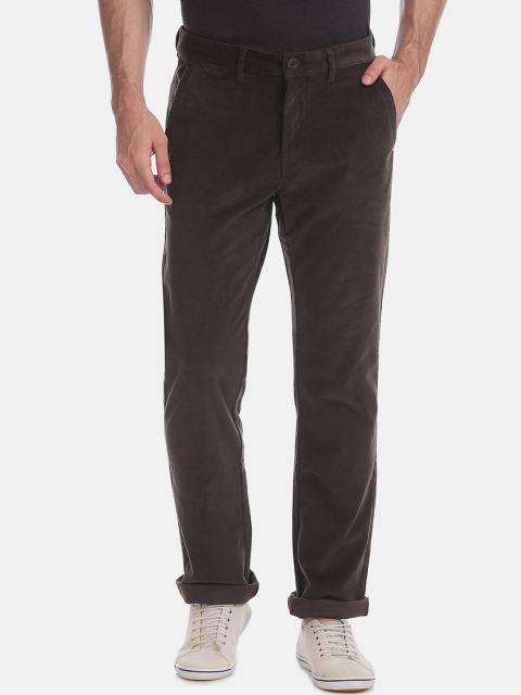 

Ruggers Men Brown Slim Fit Solid Regular Trousers