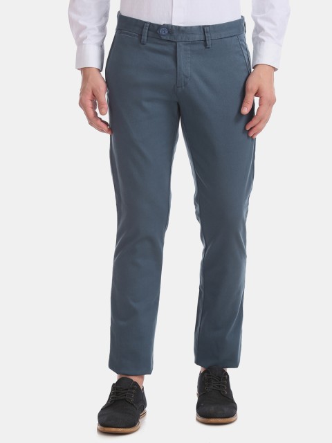 

Ruggers Men Blue Tapered Fit Solid Regular Trousers