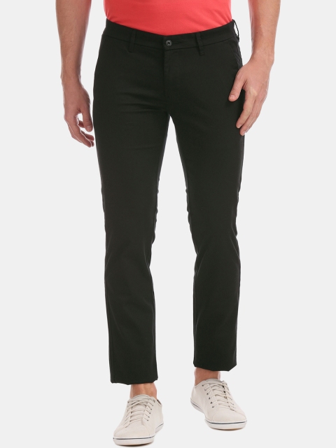 

Ruggers Men Black Tapered Fit Solid Chinos