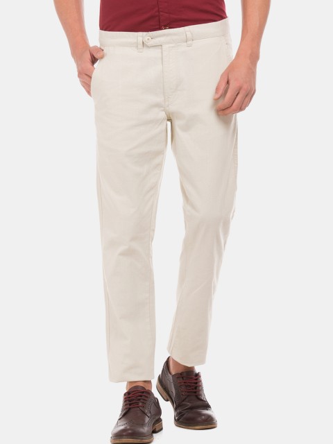 

Ruggers Men Off-White Slim Fit Solid Regular Trousers