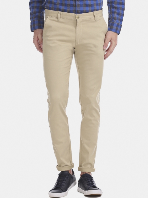 

Ruggers Men Beige Regular Fit Solid Regular Trousers