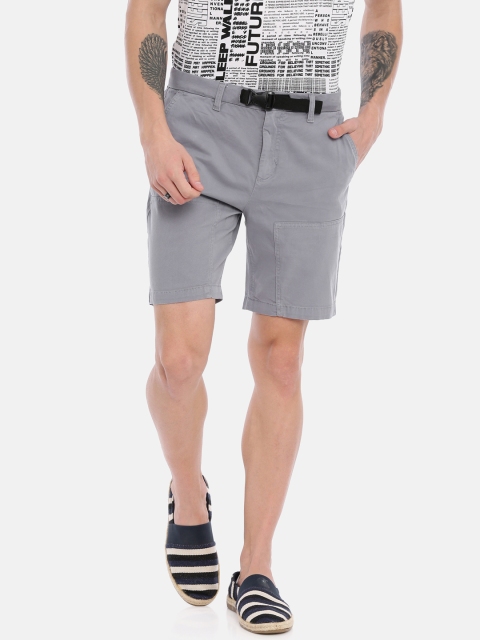 

Breakbounce Men Grey Solid Slim Fit Low-Rise Chino Shorts