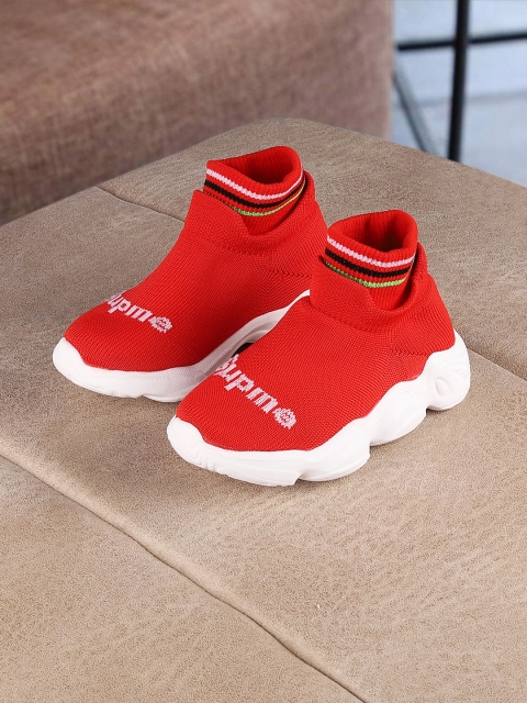 

Walktrendy Kids Red Mesh Pattern High-Top Slip-On Sneakers