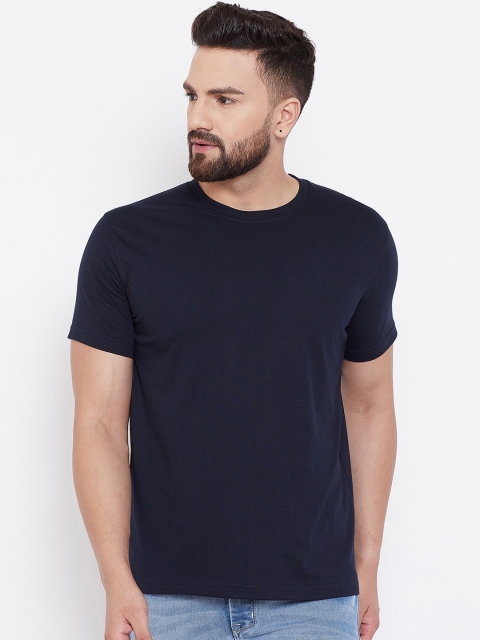 

wesquare Men Navy Blue Solid Round Neck T-shirt