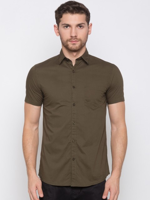 

Globus Men Olive Green Regular Fit Solid Casual Shirt